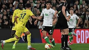 湖人终结三连败，压哨绝杀！詹姆斯连续 1283 场得分上双